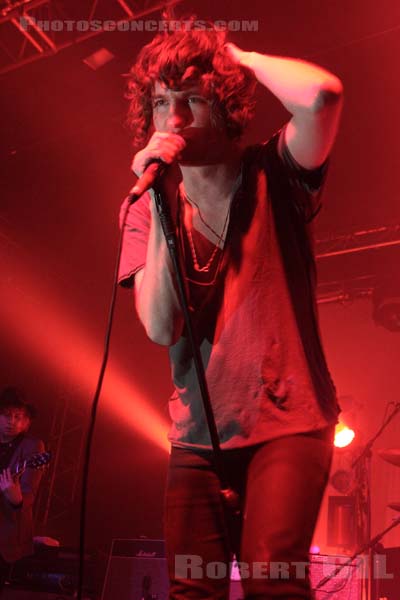 THE KOOKS - 2008-04-15 - PARIS - Elysee Montmartre - 